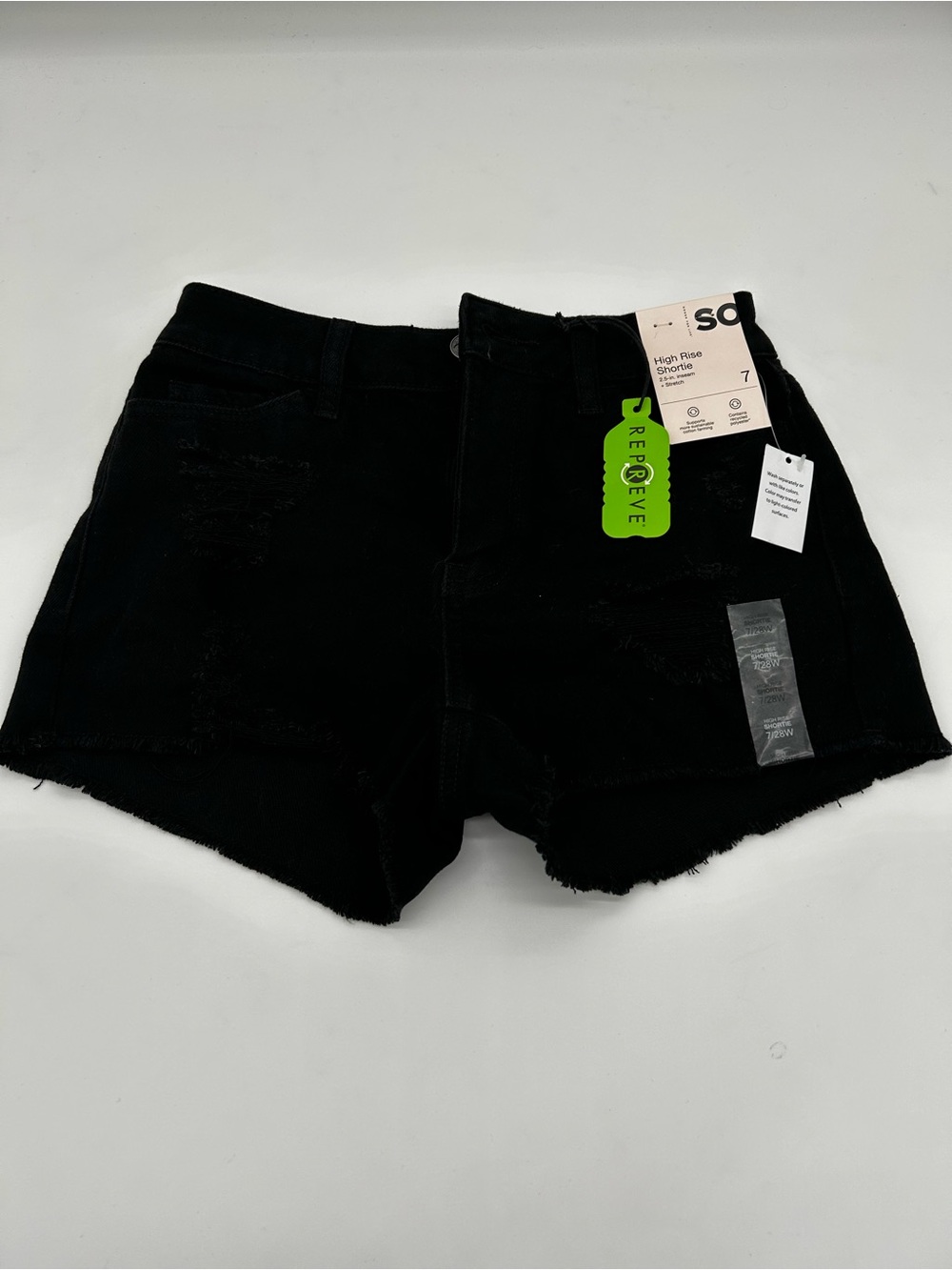 SO Black High-Rise Denim Shorts with Frayed Hem Size 7/28 NWT